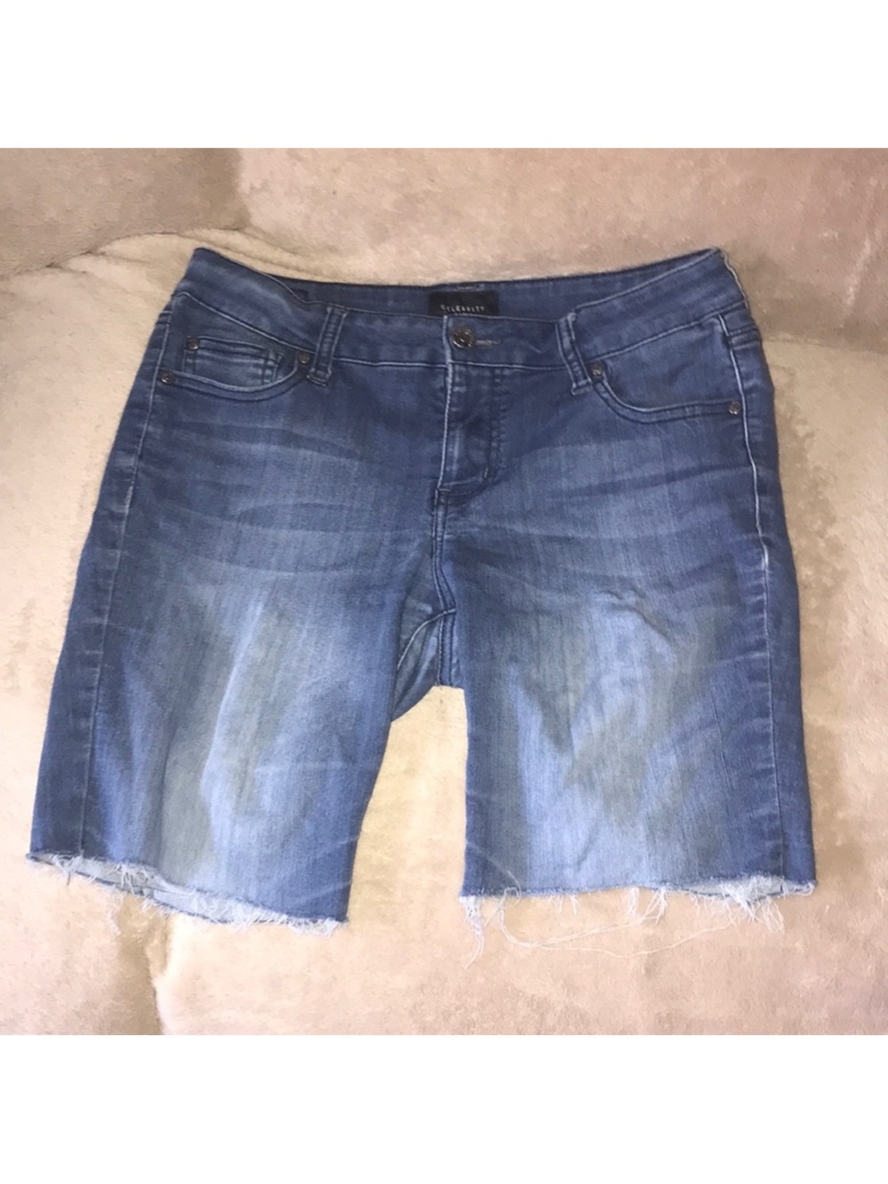 Celebrity Pink skinny 7/28S Mid-Length Denim Shorts - Blue